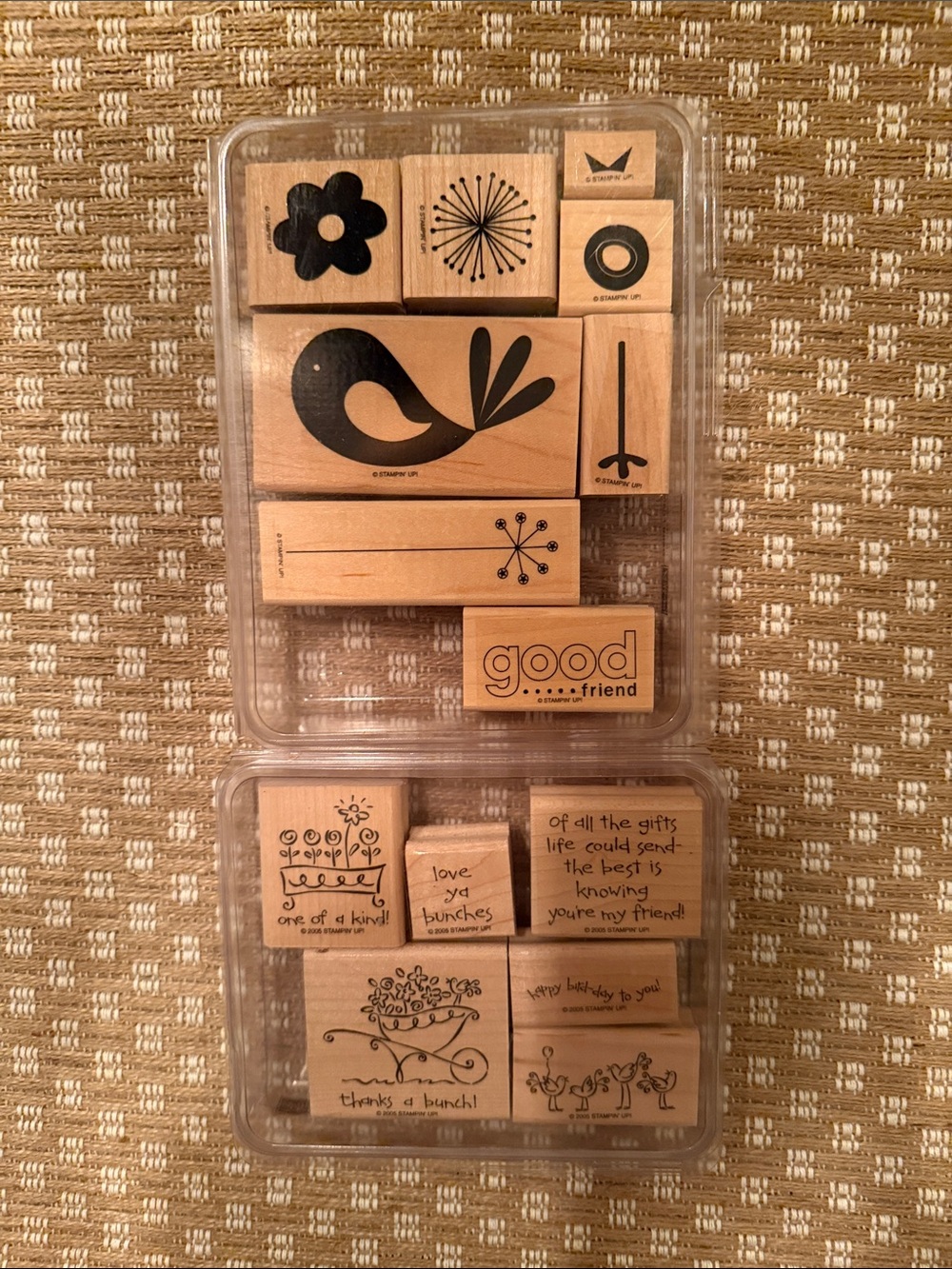 Stampin' Up! Natural Wood 'Good Friend' Floral and Bird Stamp Set - Brown, Black